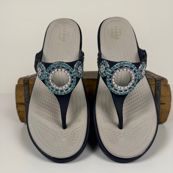 Crocs Jeweled Thong Sandals | Navy Blue Comfort Wedge | Women’s 9 - Picture 1 of 9